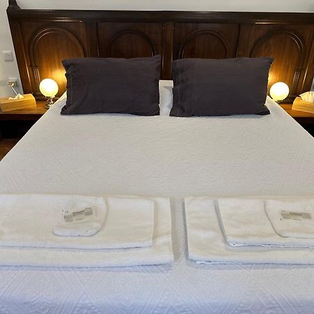 Chambre De Charme Au Coeur Du Vieux Valence - Confort & Calme Bagian luar foto