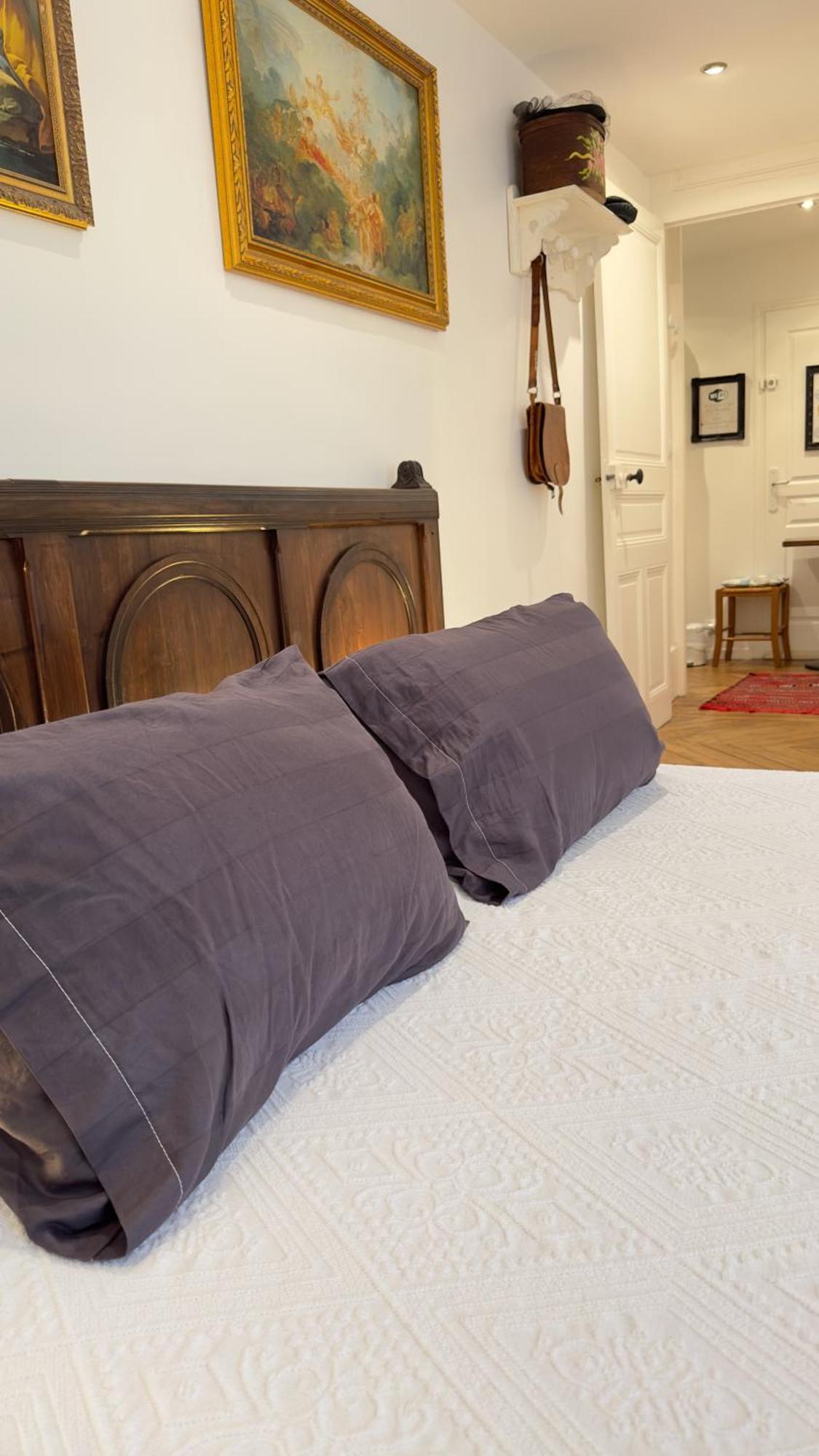 Chambre De Charme Au Coeur Du Vieux Valence - Confort & Calme Bagian luar foto